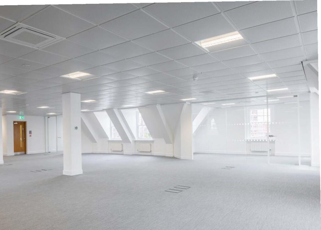 Additional image 8 of 9 The Courtyard, 707, Warwick Road, Solihull, B91 3DA