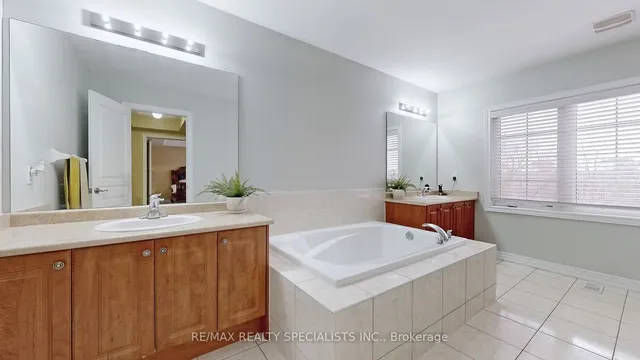 Additional image 28 of 53 Heatherglen Dr