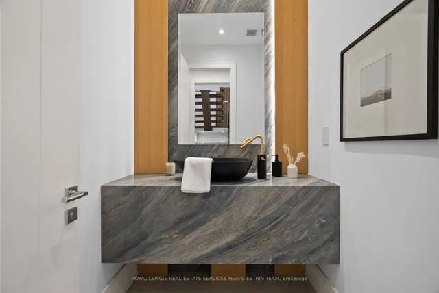 Additional image 16 of 39 Sharron Dr