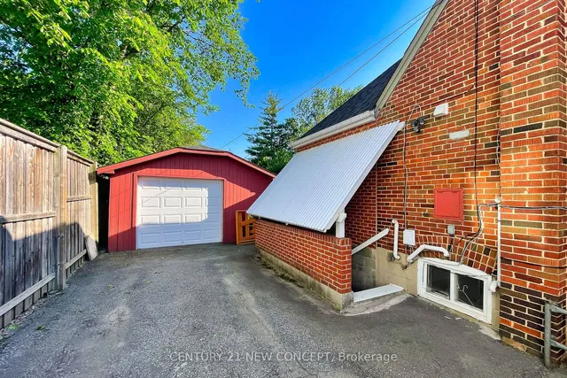 Additional image 32 of 205 Finch Ave