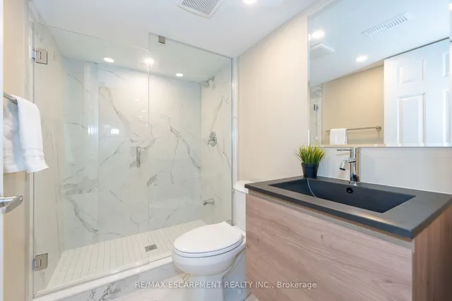 Additional image 37 of 254 Hinton Terr