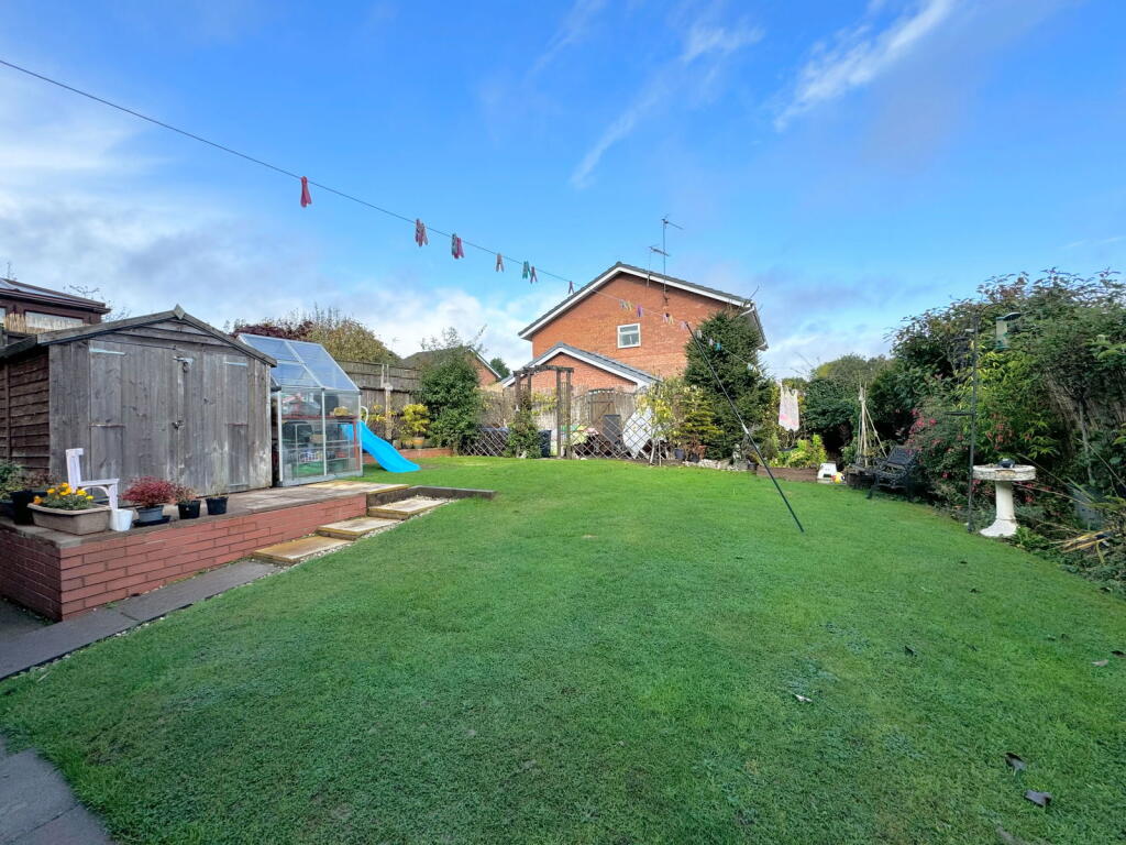 Additional image 16 of Longfellow Close, Redditch, B97 5HN