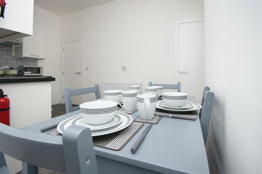 Additional image 9 of Queensberry Road, Burnley