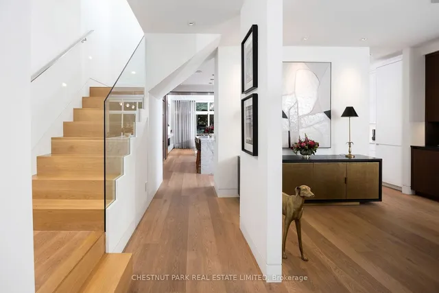 Additional image 3 of 19 Woodlawn Ave