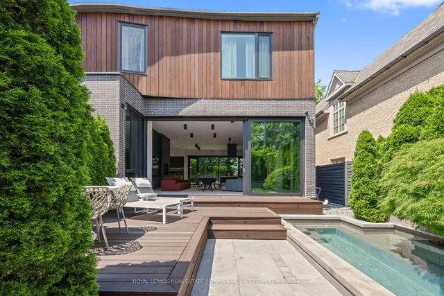 Additional image 39 of 108 Stratford Cres