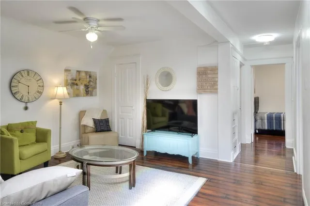 Additional image 10 of 331 Park St Unit 2