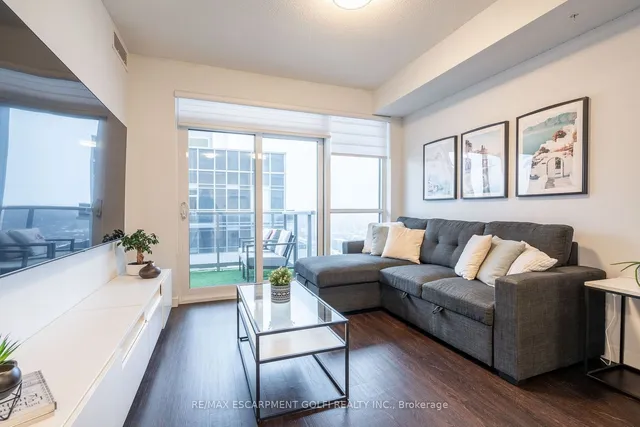 Additional image 13 of 2087 FAIRVIEW St Unit 2001