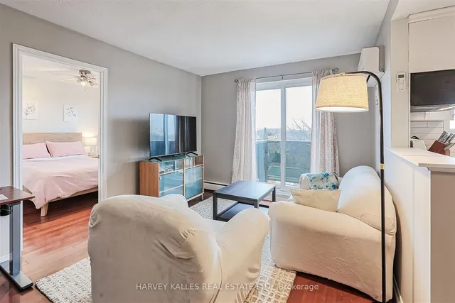 Additional image 4 of 2373 King St Unit 45