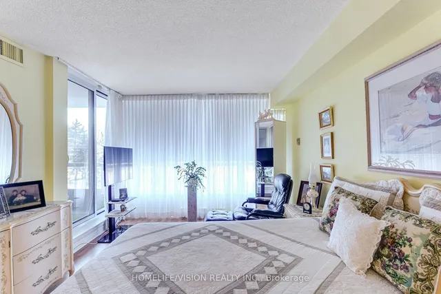 Additional image 20 of 10 Guildwood Pkwy Unit 418