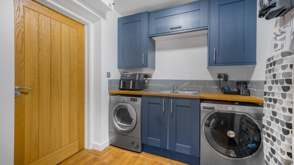 Additional image 12 of Swan Gardens, Kingsbury, Nr Tamworth, Warwickshire