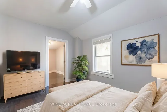 Additional image 12 of 106 Willow Ave