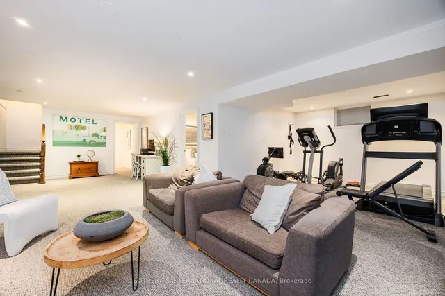 Additional image 30 of 57 Sandringham Dr