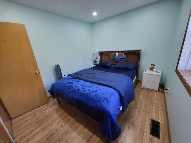 Additional image 9 of 11 Penny Lane