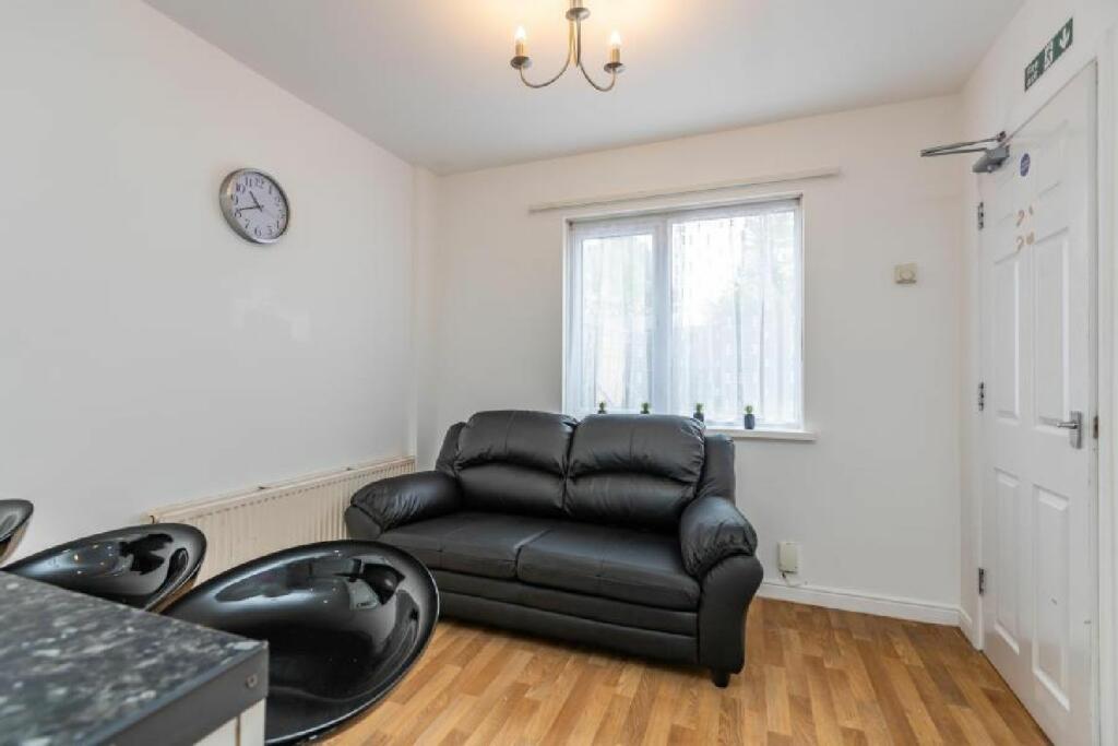 Additional image 3 of Bantock Way, Harborne, Birmingham, West Midlands, B17