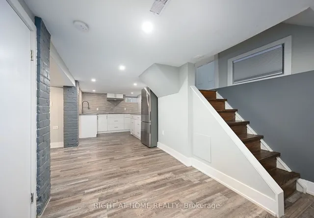 Additional image 22 of 30 Fairleigh Ave