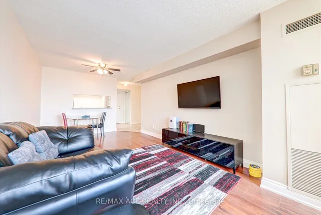 Additional image 18 of 2550 Lawrence Ave Unit 1415