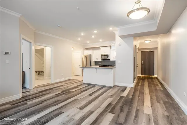 Additional image 11 of 3290 New St Unit 204