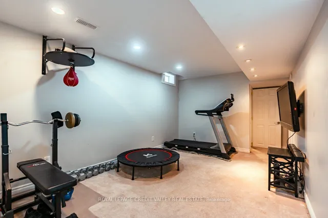 Additional image 26 of 75 Sandmere Ave