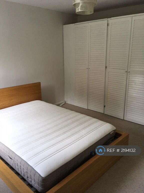 Additional image 6 of Bull Stag Green, Hatfield, AL9