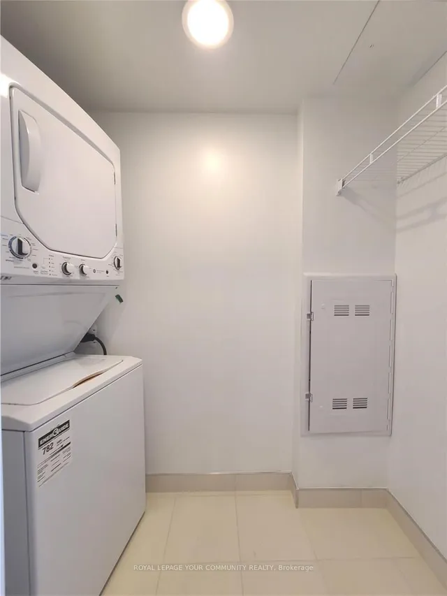 Additional image 15 of 135 East Liberty St Unit 1503