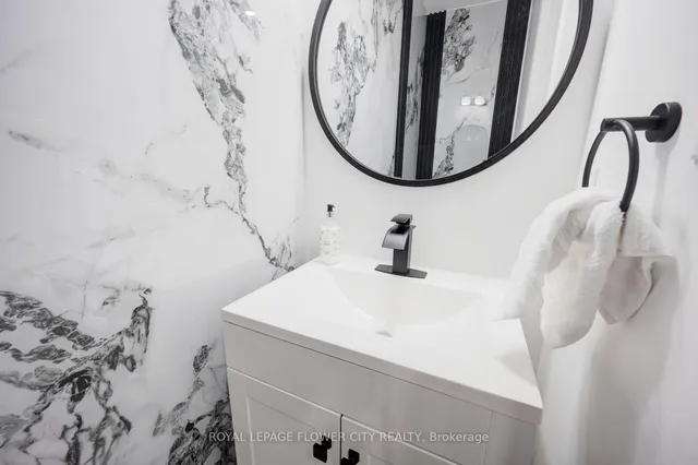 Additional image 15 of 1567 Moira Cres