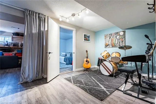 Additional image 34 of 17 Archer Way