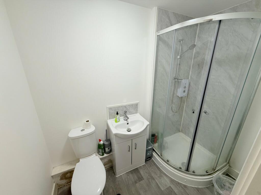 Additional image 7 of Newton Road, Yeovil, BA20