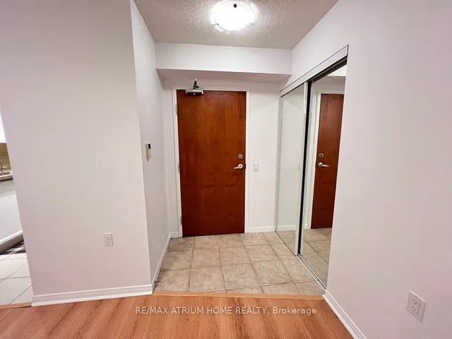 Additional image 26 of 35 Finch Ave Unit 2511