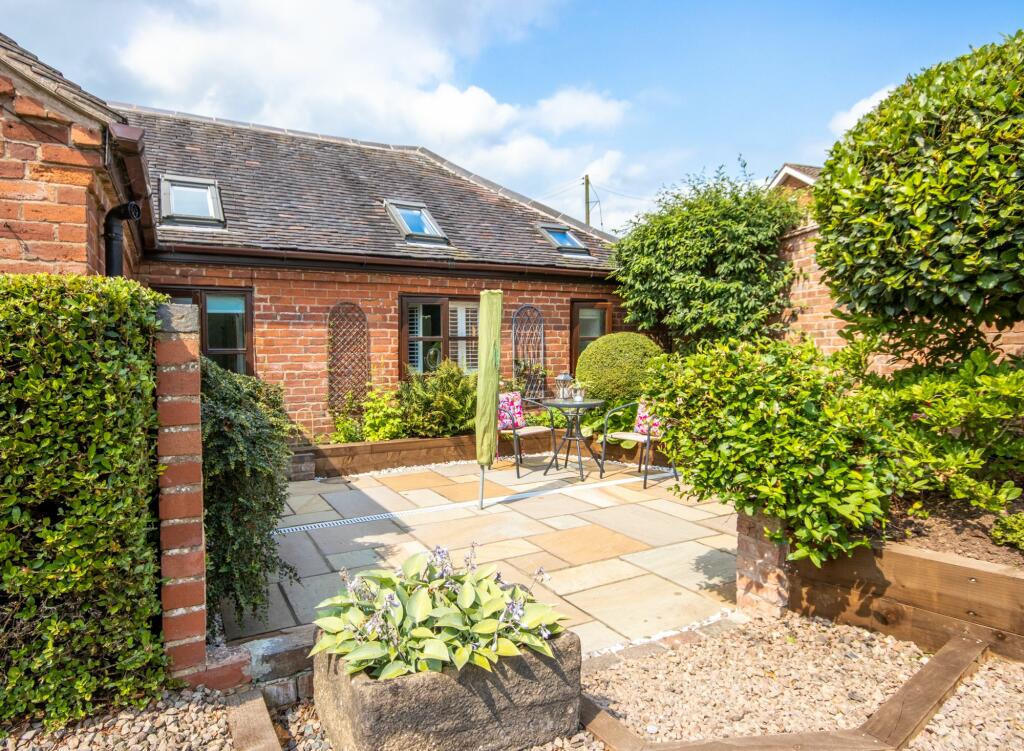 Additional image 21 of Fockbury Road, Dodford, B61