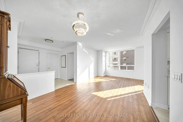 Additional image 18 of 55 STRATHAVEN Dr Unit 1105