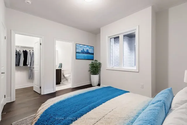 Additional image 18 of 1359 Peony Path