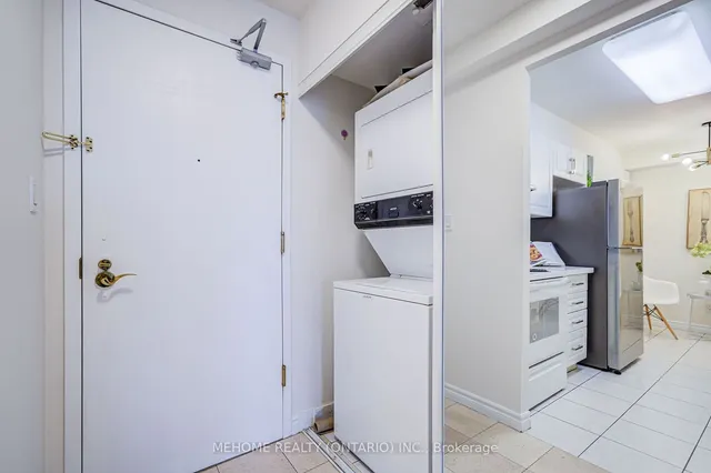 Additional image 4 of 1883 Mcnicoll Ave Unit 1516