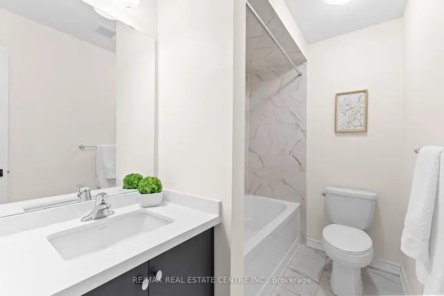 Additional image 29 of 16 Arcola St