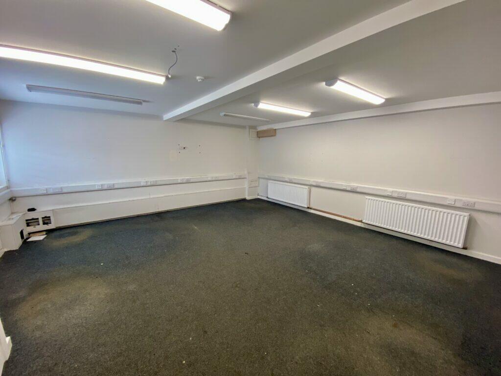 Additional image 9 of Units 3 & 4 Burnham Business Centre, Burnham Gate, Burnley, BB11 4AJ