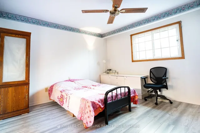 Additional image 12 of 48 Tidworth Sq