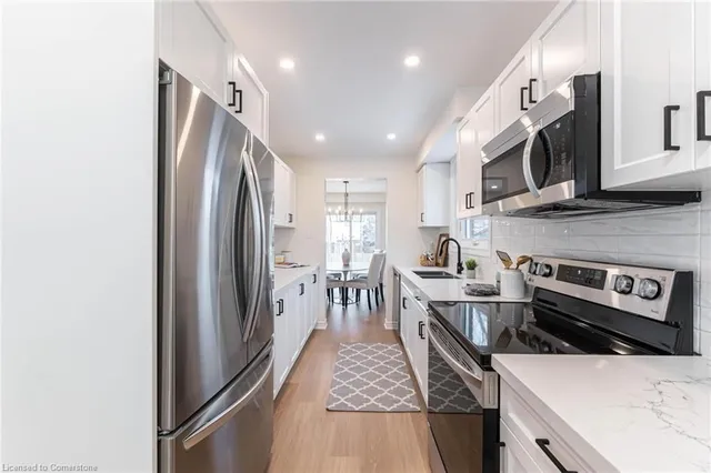 Additional image 6 of 29 Featherwood Cres