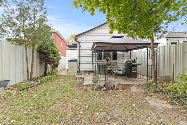 Additional image 25 of 94 Canada St