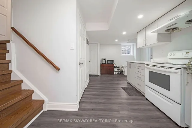 Additional image 19 of 137 Seaside Circ