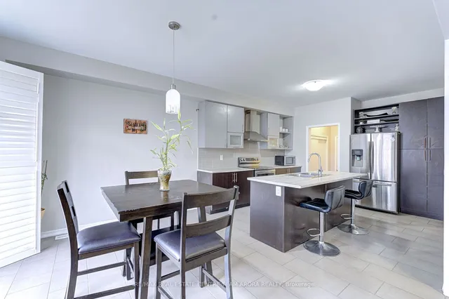 Additional image 11 of 590 Remembrance Rd