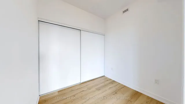 Additional image 19 of 1195 The Queensway St Unit 908