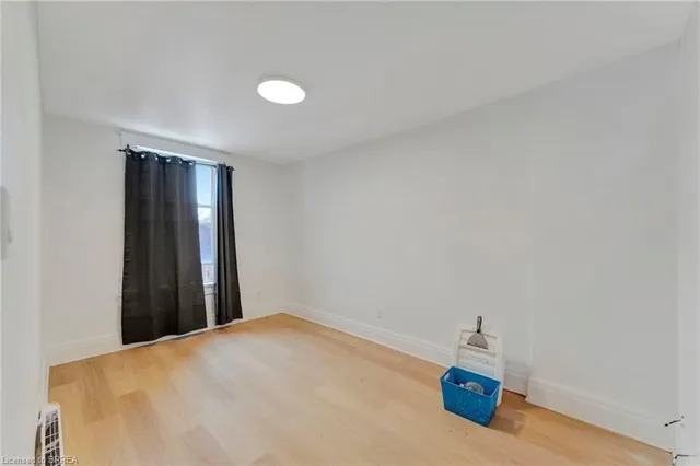 Additional image 30 of 14-20 Brubacher St