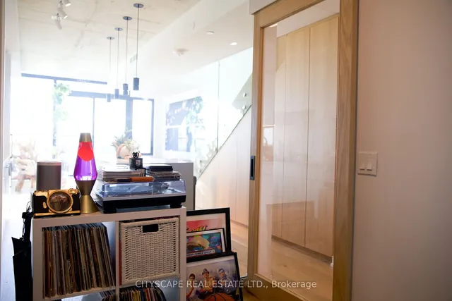 Additional image 13 of 899 College St Unit 618