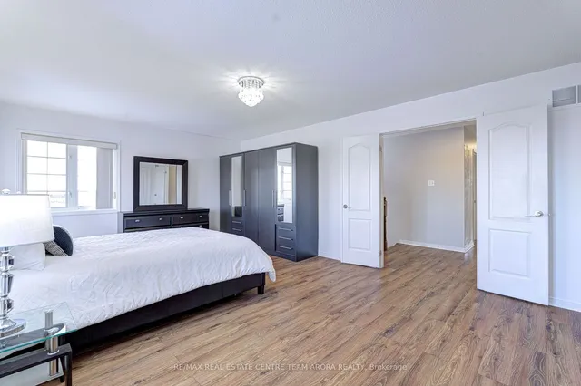 Additional image 18 of 15 Roundstone Dr