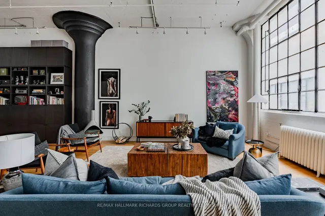 Additional image 6 of 245 Carlaw Ave Unit 210A