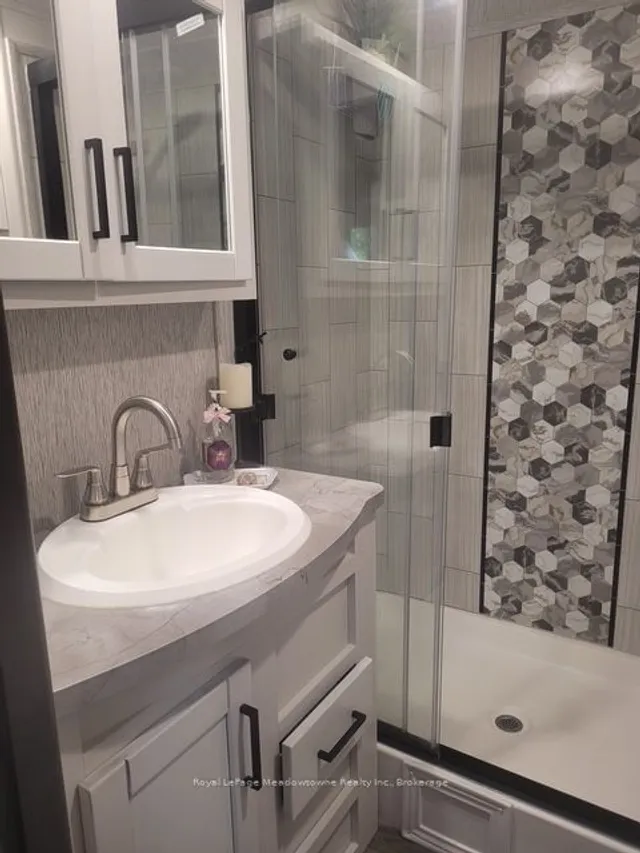 Additional image 9 of 7520 McNiven Rd