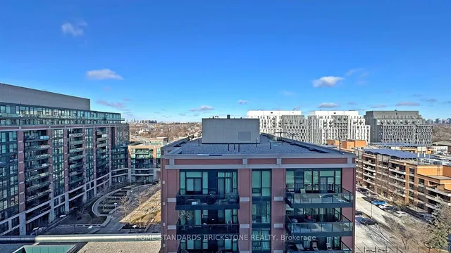 Additional image 15 of 31 Tippett Rd Unit 1005