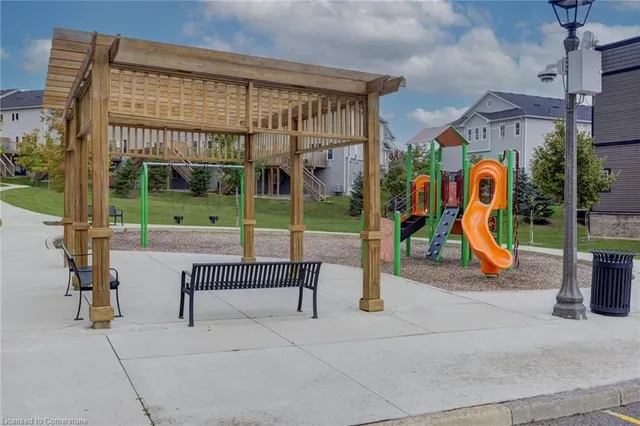 Additional image 46 of 1989 Ottawa St Unit 51