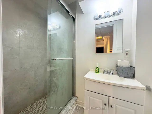 Additional image 34 of 32 Loons Call Cres