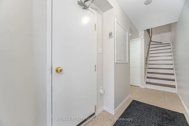 Additional image 27 of 47 Spadina Rd Unit 32