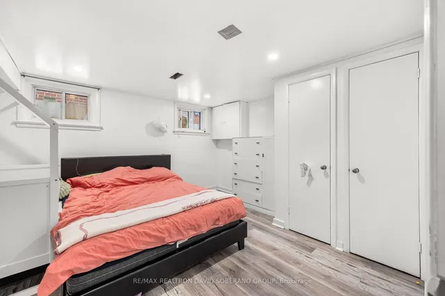 Additional image 23 of 68 Acton Ave